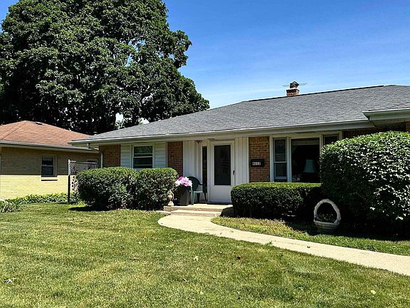3rd image of 4612 Newcastle Rd