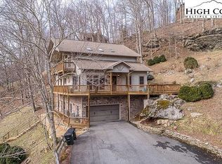 615 Homestead Dr, Vilas, NC 28692