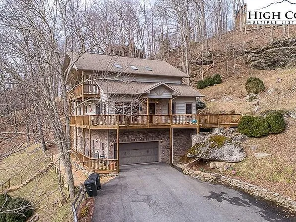 615 Homestead Dr, Vilas, NC 28692
