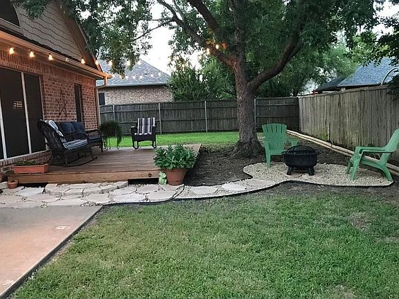 2nd image of 709 Clay Ln