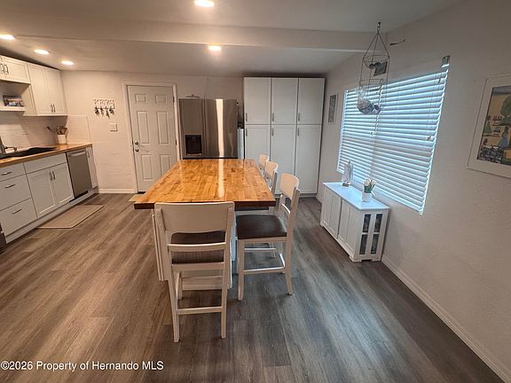 4th image of 6028 Palm Creek Dr