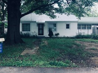 202 Slayden St, Tuckerman, AR 72473