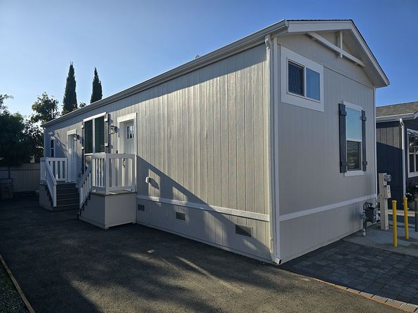 555 McLaughlin Ave SPACE 49