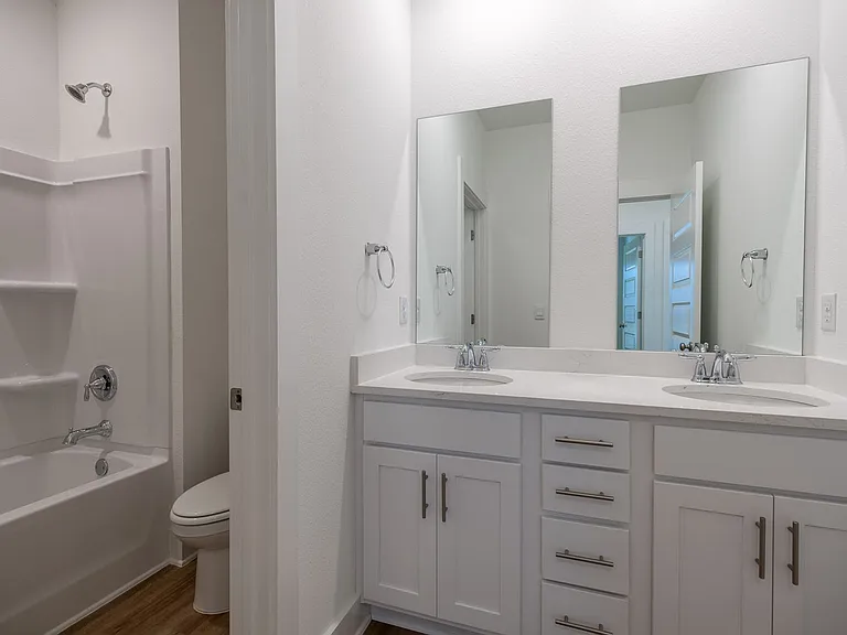 501 Huller Ave — Photo 16