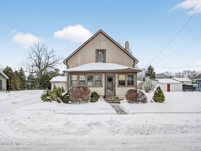 330 5th St, Clay Center, OH, 43408