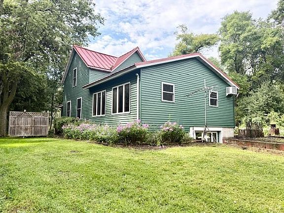 2nd image of 69343 360th St