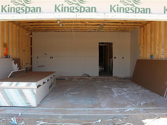 2nd image of 835 Maple Park Ave