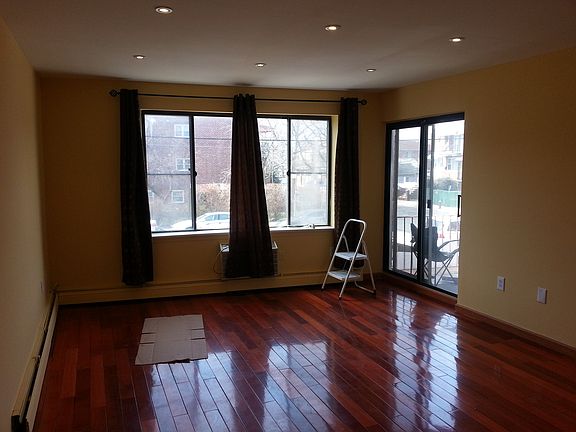 bedroom with balcony
