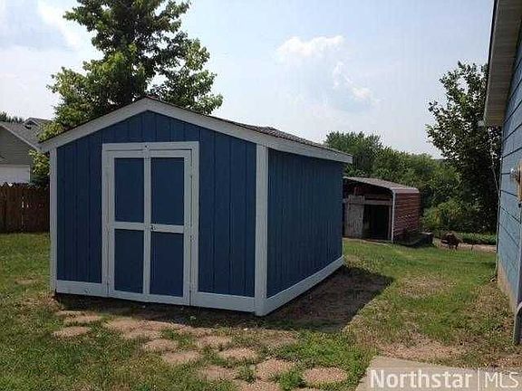 4th image of 25920 Rum River Dr NW