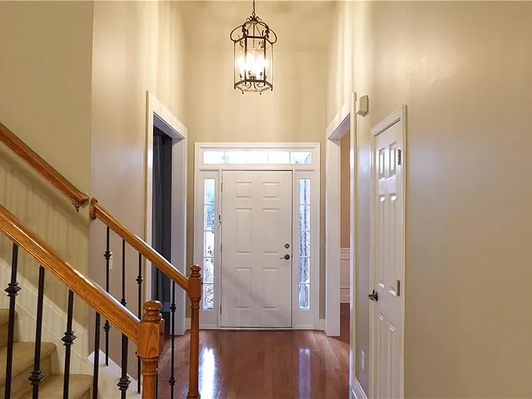 3462 Blanding Ct — Photo 6