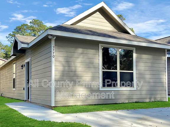 3rd image of 9770 Blackgum Dr