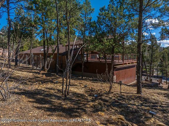 4th image of 303 Ll Davis Dr