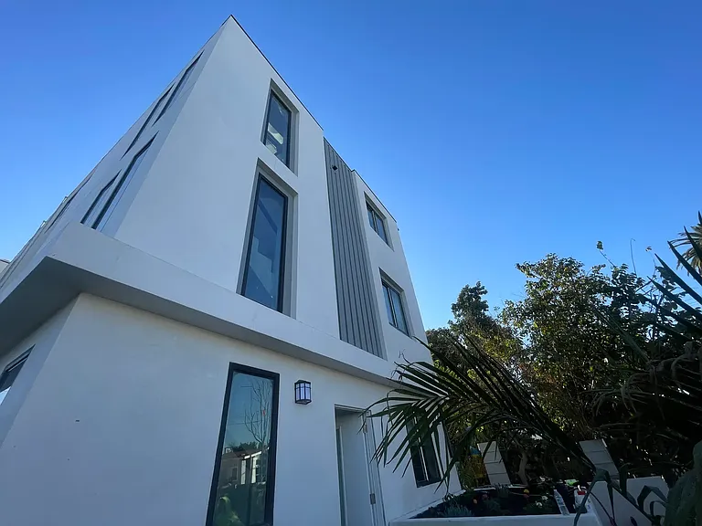 1270 Rolland Curtis Pl — Photo 21