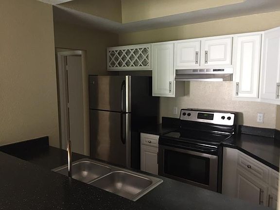 5th image of 8512 Island Breeze Ln Unit 202