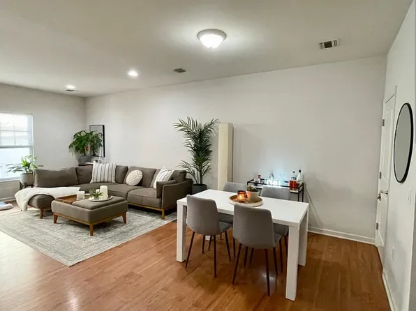 210 9th St APT 16, Palisades Park, NJ 07650