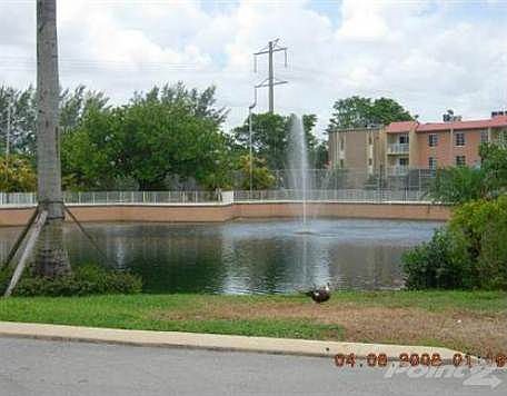 2nd image of 4910 NW 79 Av 102 #102
