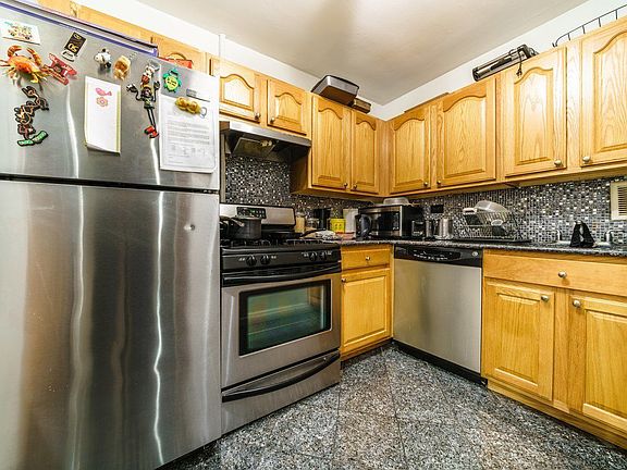 4th image of 1275 East 51st Street #5J