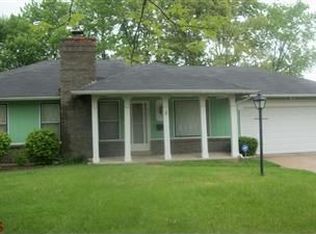 2815 Sherwood Dr, Florissant, MO