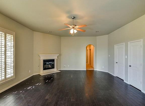 5th image of 6908 Golf Green Dr