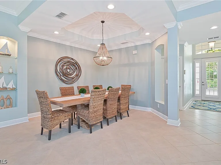 5000 Royal Shores Dr #101 — Photo 16