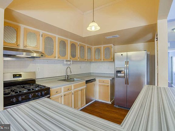 4th image of 1805 Snow Meadow Ln Unit 303