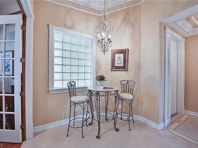 837 Sailaway Ln #202 — Photo 18