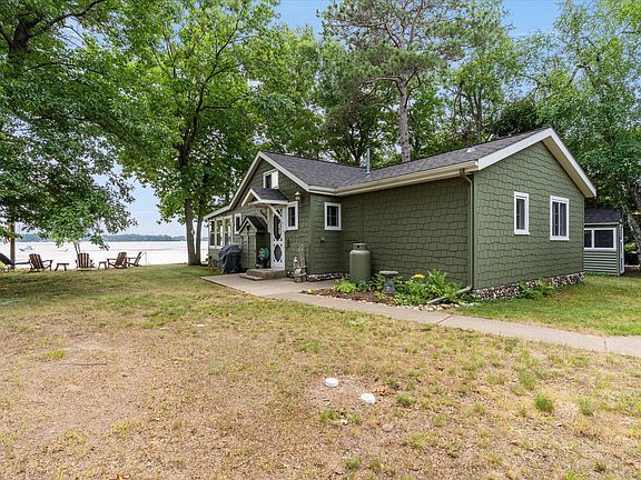 5th image of 36408 Fishermans Point Rd