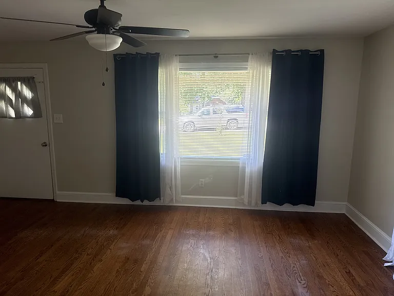 139 Winthrop Dr — Photo 6