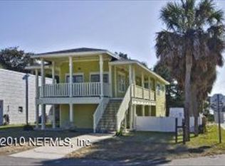 230 7th St, Atlantic Beach, FL 32233