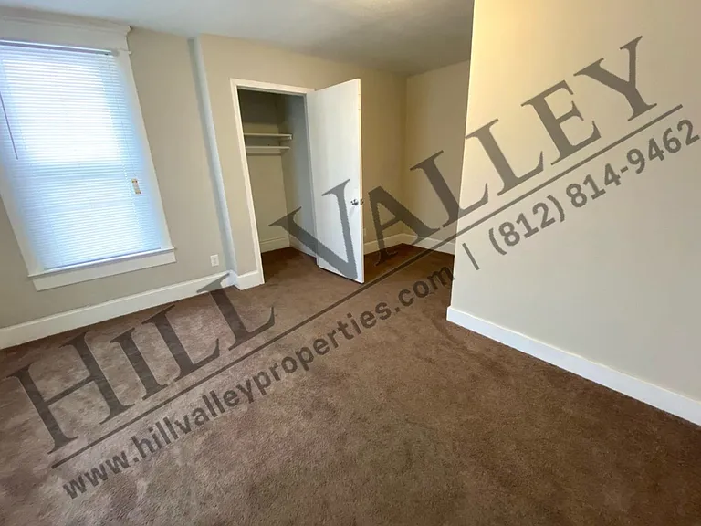 1462 S 7th St — Photo 5