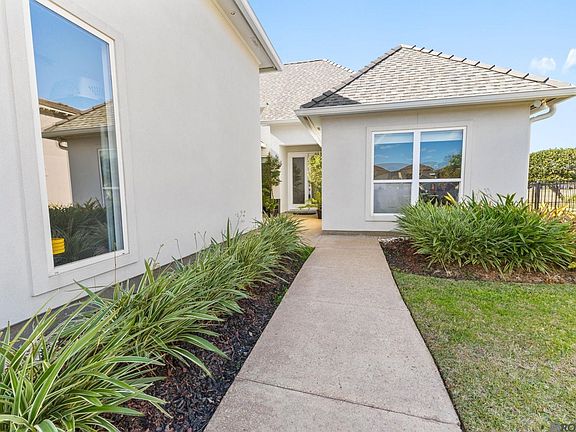 4th image of 6095 Royal Palms Ct