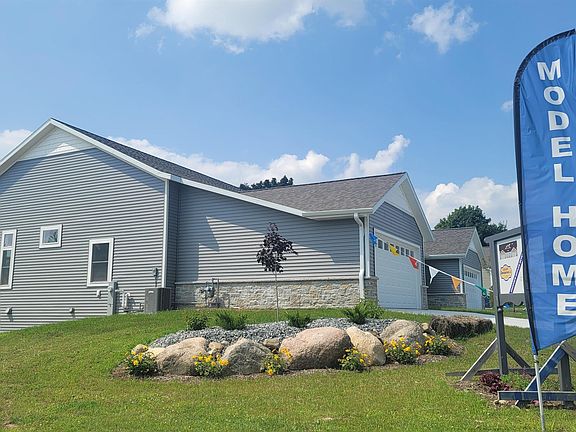 3rd image of 110 Edenview Dr
