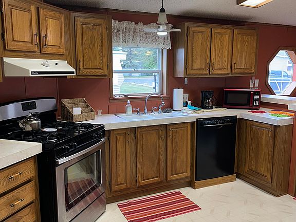 4th image of 4958 Firwood Ln