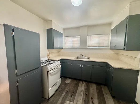 2512 L St #1, Sacramento, CA 95816