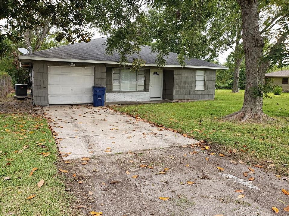 1st image of 526 N Vionett Ln