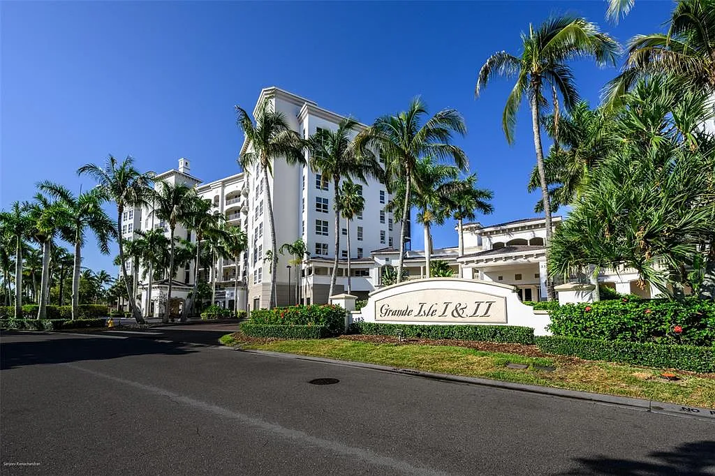Building Photo - 3313 Sunset Key Cir #306
