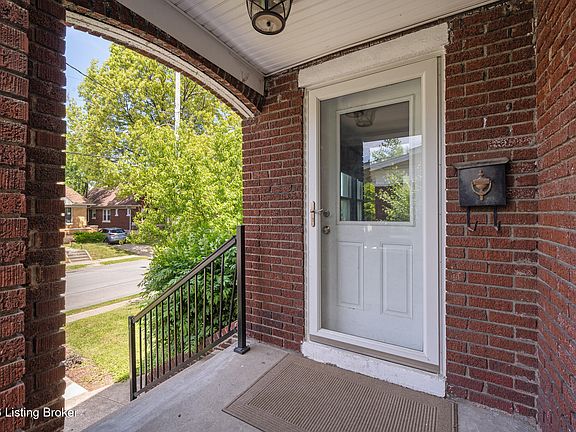 4th image of 820 Fetter Ave