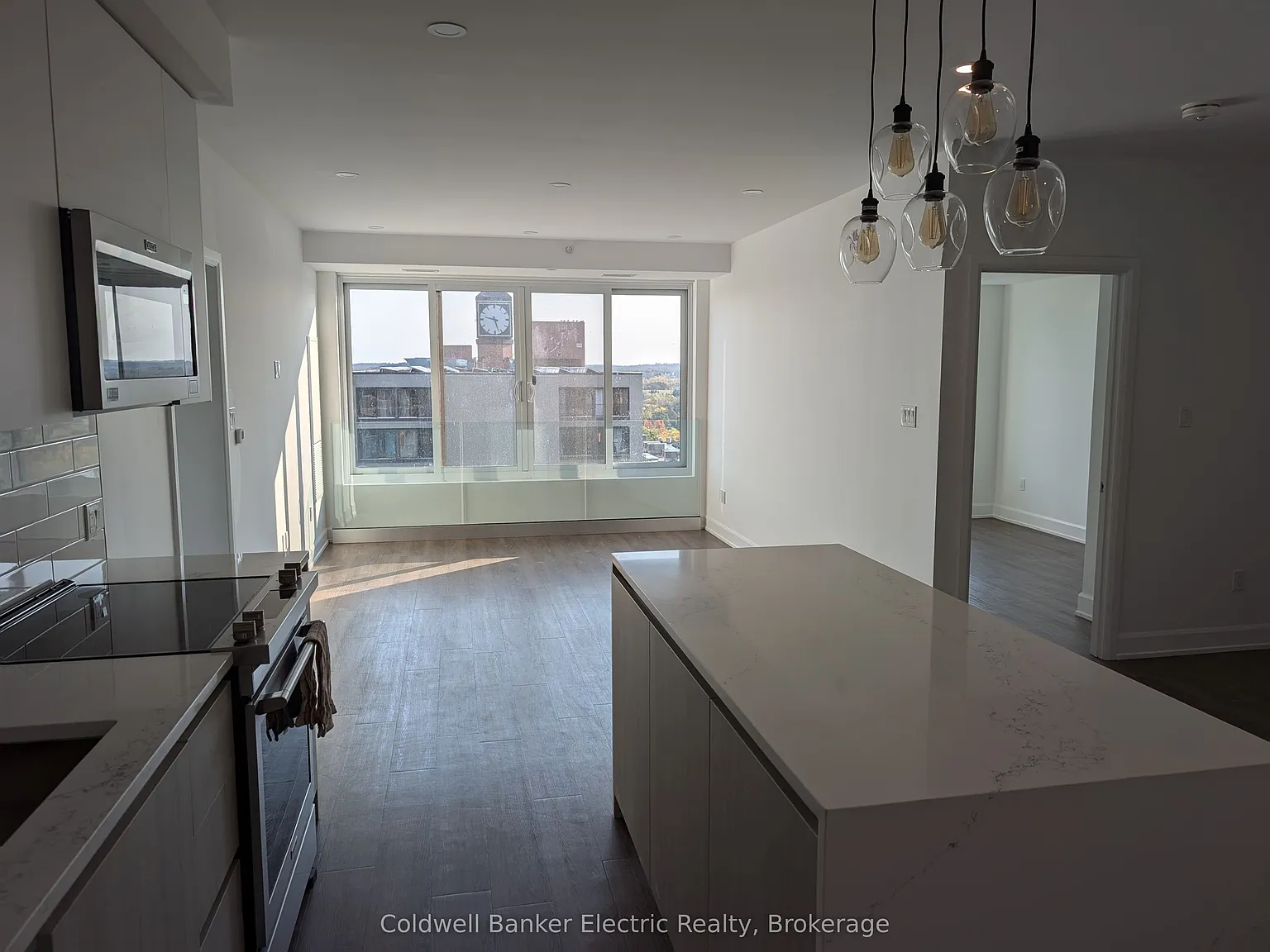 2 bed, $2,900 — Photo 4