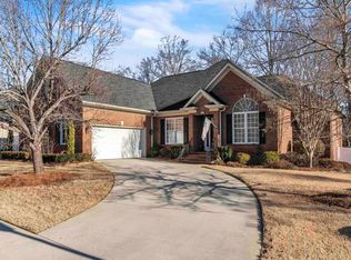 304 Banbury Cir, Simpsonville, SC 29681