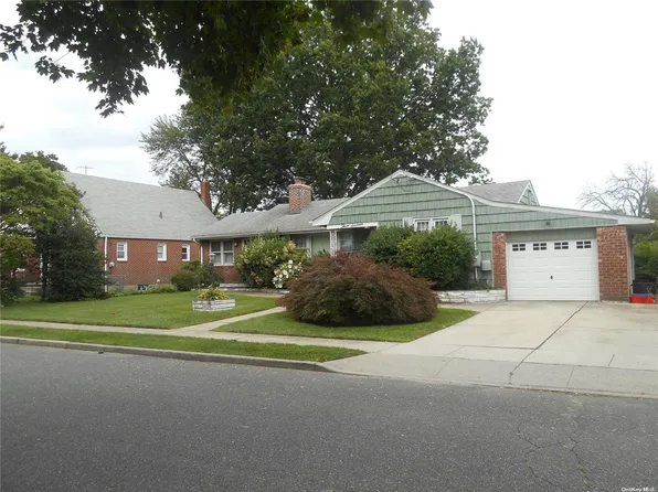 316 Harvard Road, Garden City South, NY 11530