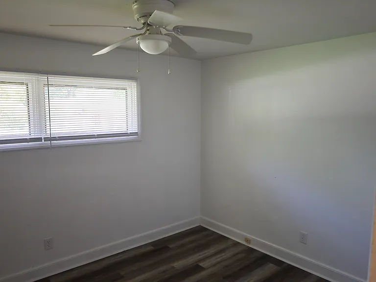 1808 W Higgins St — Photo 7