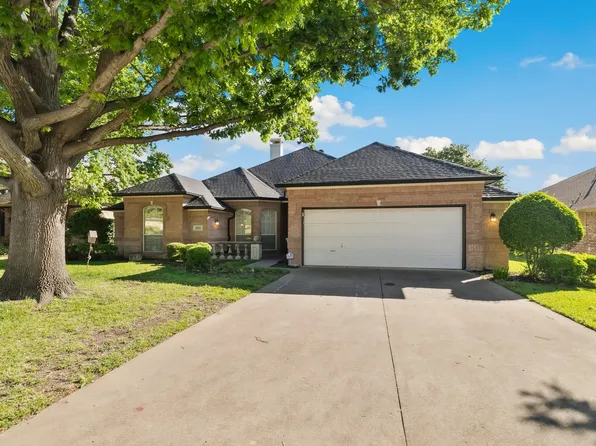 3919 Fairlakes Dr, Dallas, TX 75228