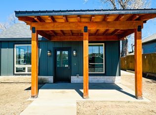 613 E 7th St, Sheridan, WY 82801