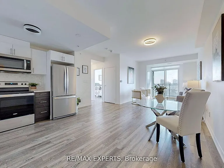 128 King St N #1202 — Photo 7