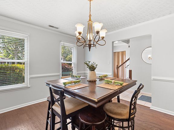 4th image of 1284 Grassy Hollow Pl