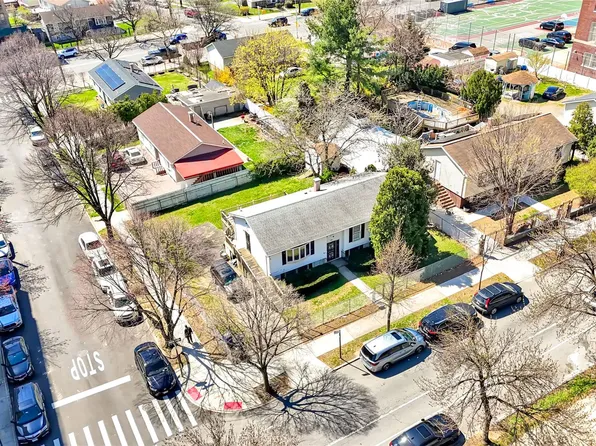 1580 Crotona Park E, Bronx, NY 10460