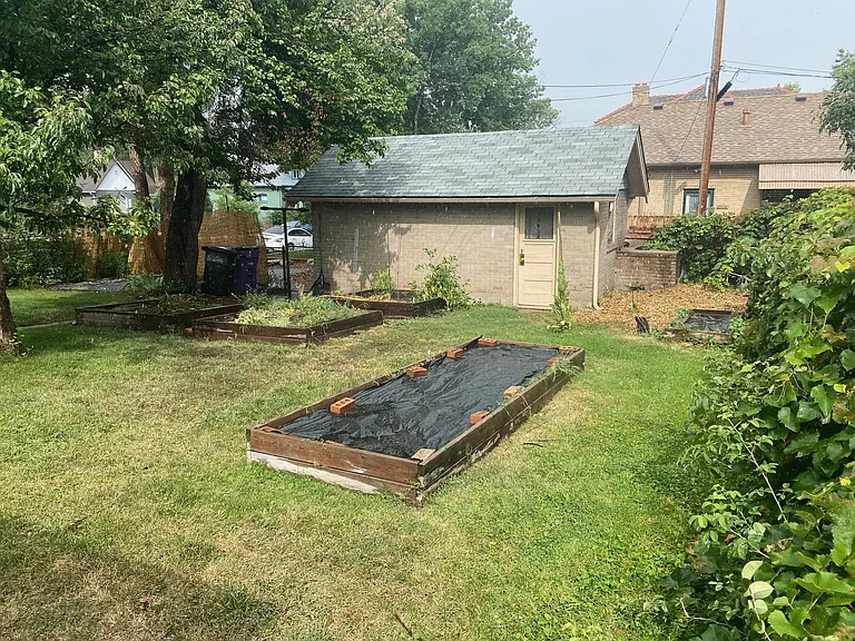 3860 N Clay St — Photo 2