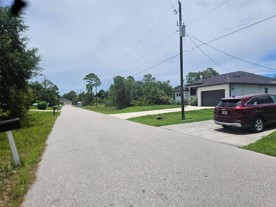 2nd image of Wells Ave Lot 6