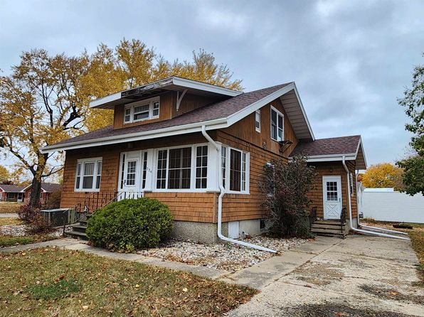 224 W Section Line Rd, Laurens, IA 50554
