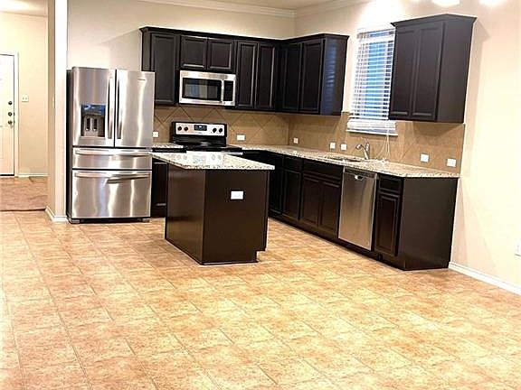 4th image of 9309 Sandyford Ct